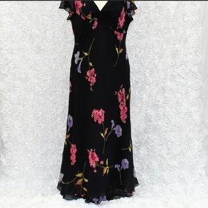 ❤️ Jones New York Spring V- Neck Floral